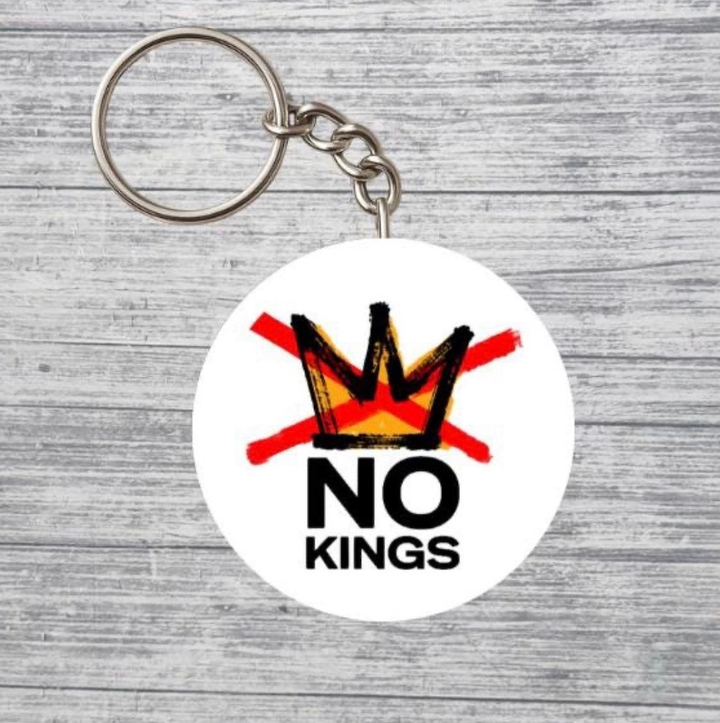 No Kings Round Keychain